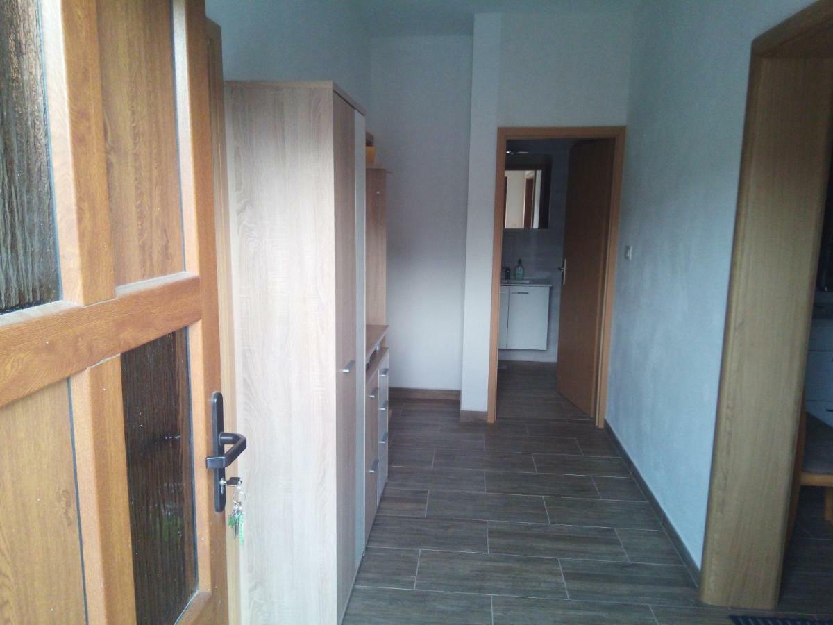 Ferienwohnung Apartmaji Matazin Črni Kal Exterior foto